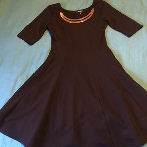 HP: BLACK SMALL SKATER DRESS WITH NECKLACE